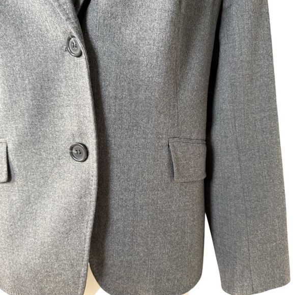 Masculine Women’s Wool Blazer Grey Corpcore Italian Flannel Talbots Size 12 - Picture 4 of 6